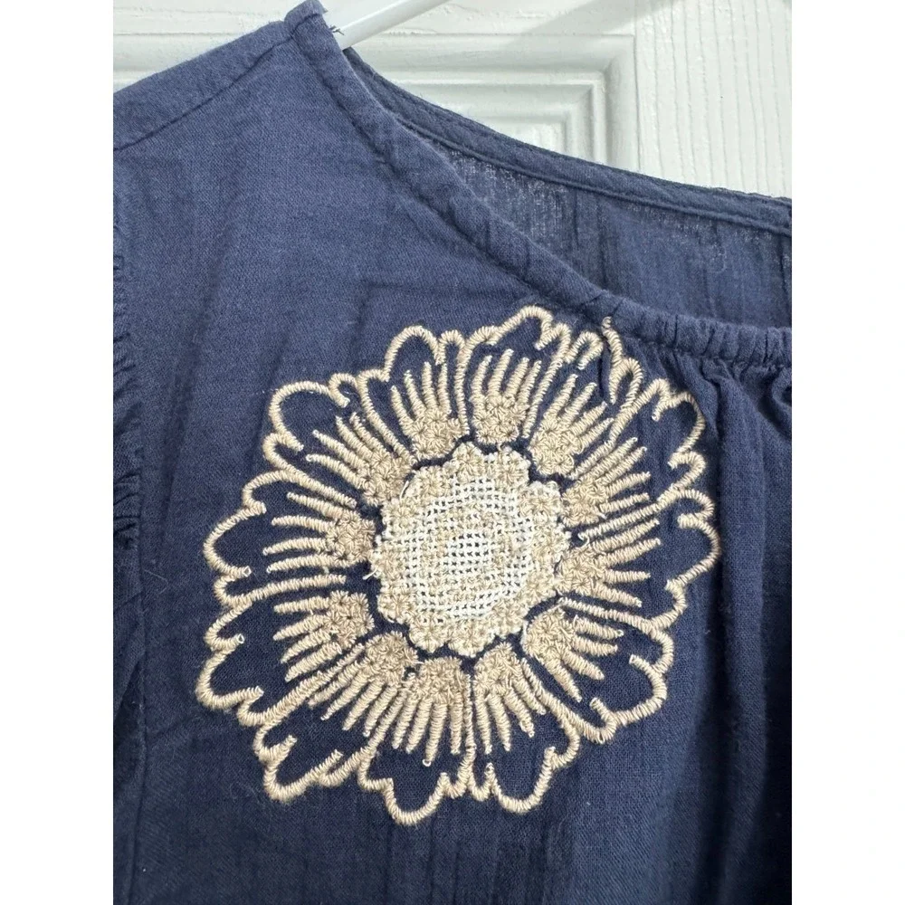 Free‎ People My Girl Floral Embroidered Blouse Women's Small Navy Cream Cropped